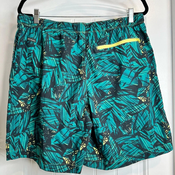 Columbia Belted OmniShade 8” Inseam Swim‎ Trunks. Size Large. - Picture 3 of 10